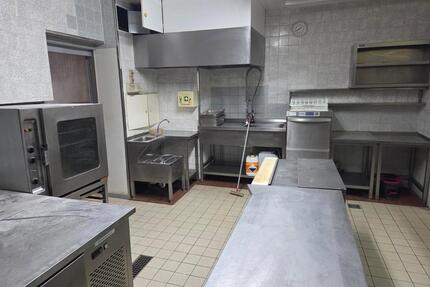 Gewerbliche Gastroküche zu vermieten – inkl. zusätzlichem Gastraum (BüroLager) - Ottenbüttel