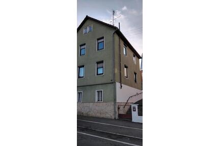 Doppelhaushälfte - 390.000,00&nbsp;EUR Kaufpreis, ca.&nbsp; 186,00&nbsp;m&sup2; in Reutlingen (PLZ: 72768) Altenburg