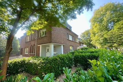 Krefeld Stadtwald! Komplett bezugsfreies & kernsaniertes Mehrfamilienhaus