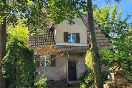 Haus zum Kaufen in Berlin 785.000,00 € 220 m²
