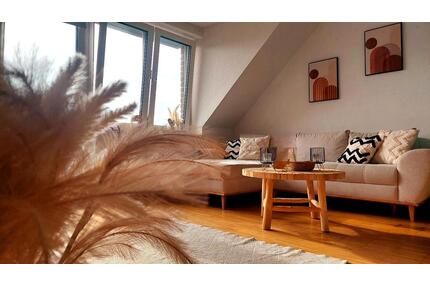 Helle 3-Zimmer Galeriewohnung mit Balkon - 55m² in Ratingen