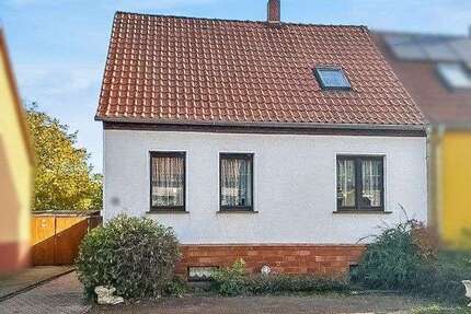 Haus zum Kaufen in Dessau-Roßlau 135.000,00 € 118 m²