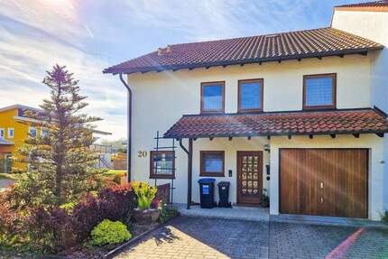 Großzügige, familienfreundliche Doppelhaushälfte mit Garage & sonnigem Garten - Kusterdingen Mähringen