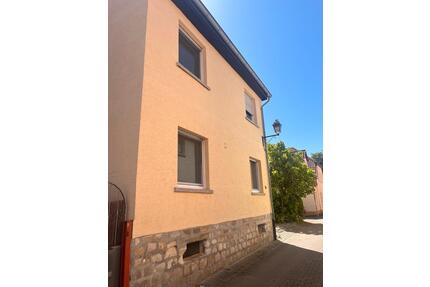 Haus mit Garten und Garage in Alzey