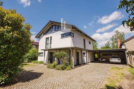 Haus zum Kaufen in Radebeul 798.000,00 € 221 m²
