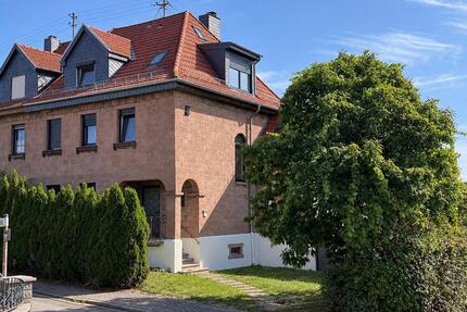 Erstbezug 2026! Saniertes Altbauhaus | 190 m² | 8 Zi. | Garten | - Bexbach