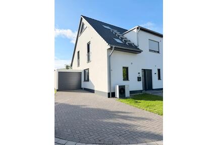Familientraum Neubau 2025, A+, 172 Qm, Gewährleistung - Ratingen Hösel