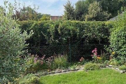 Den Sommer genießen-Attraktives Reihenhaus mit kleinem Garten in der Lausitz - Schmölln-Putzkau