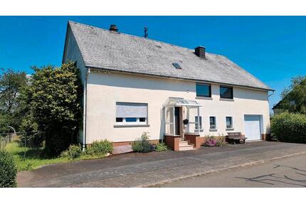 Freistehendes Haus mit 2 Wohnungen in 55758 Herborn - Niederwörresbach