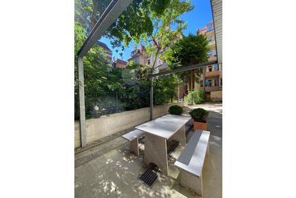 nur für 1 Person - möbl. 2 Zi. Whg + Terrasse S-Zentrum - Denkmal - Stuttgart Lehen