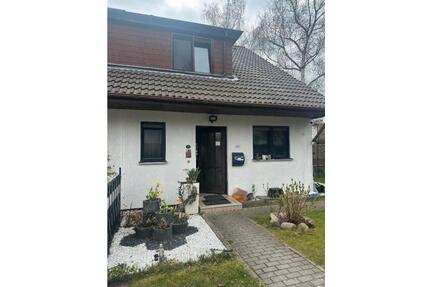 Attraktives Doppelhaus in Rudow – gepflegt, Einzug nach Absprache - Berlin Neukölln
