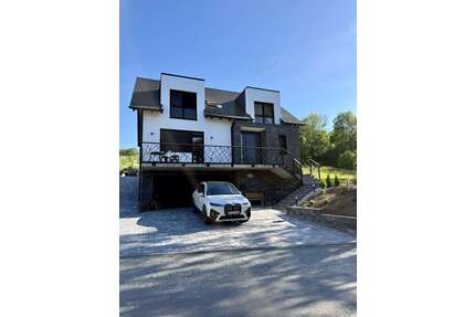 Haus zum Kaufen in Waldbröl 750.000,00 € 181 m²