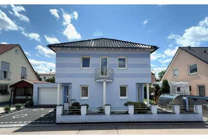Haus zum Mieten in Augsburg 2.700,00 € 135 m²