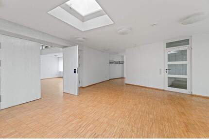 ++ Gemeindezentrum als Teileinheit - leer stehend ++ - Stuttgart / Heumaden