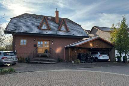 Haus zum Kaufen in Sehnde 625.000,00 € 268 m²