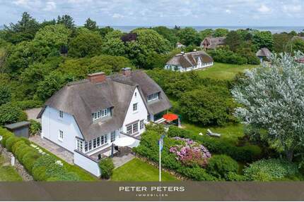 Charmantes reetgedecktes Mittelhausteil unweit der Braderuper Heide