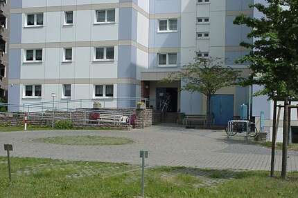 Wohnung zum Mieten in Wolgast 249,20 € 43.72 m²
