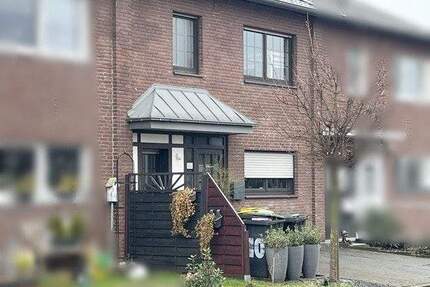 Provisionsfrei für Erwerber* Zwangsversteigerung* EINFAMILIEN-WOHNHAUS (als Reihenmittehaus) mit Garage in Aldekerk - Kerken