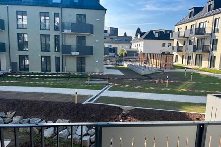 Moderne -1-Zimmerwohnung mit Balkon & hochwertiger Küche - Traunstein