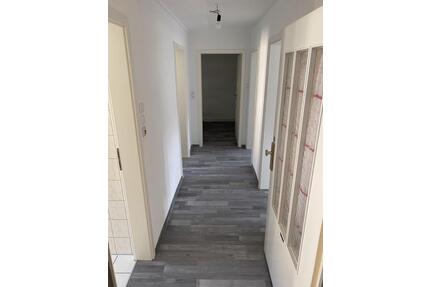 3 Zimmer Wohnung in Ludwigsburg Eglosheim Nähe PH 64qm, EBK & PKW