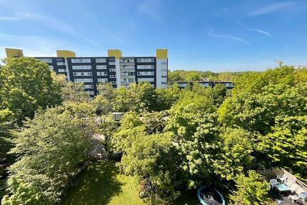 Hier wird frisch renoviert, 4 Zimmerwohnung mit Balkon - Münster Münster-Nord