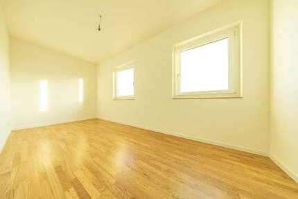 Eigentumswohnung für die ganze Familie! 5-Zimmerwohnung mit ca. 118m² inklusive Balkon - Leipzig Zentrum-Südost