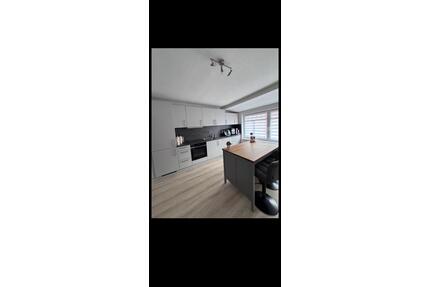 Sanierte Altbauwohnung - 1.155,00&nbsp;EUR Kaltmiete, ca.&nbsp; 110,00&nbsp;m&sup2; in Hoya (PLZ: 27318)