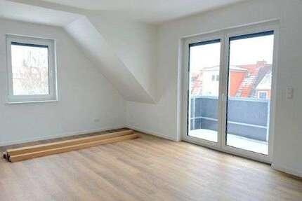 Wohnung zum Mieten in Güstrow 1.205,36 € 92.72 m²