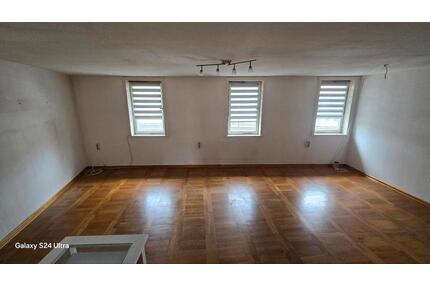 großzügige 2 Zimmerwohnung - 400,00&nbsp;EUR Kaltmiete, ca.&nbsp; 80,00&nbsp;m&sup2; in Ellrich (PLZ: 99755)