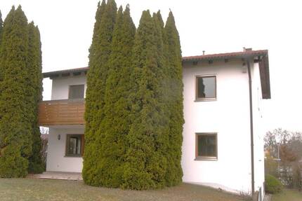 Geräumiges und gepflegtes Einfamilienhaus mit Doppelgarage - Landshut Peter u. Paul
