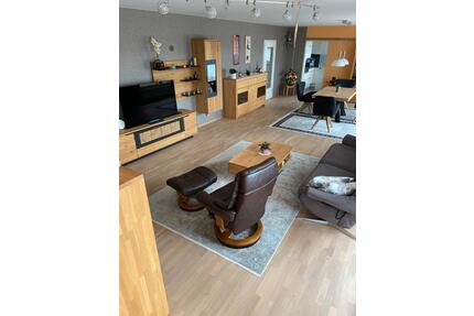 Wohnung 162qm, 2 Balkone, Aufzug, ohne Provision - Bad Birnbach Asenham