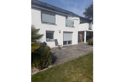 2 Zimmer Wohnung mit Terasse - 500,00&nbsp;EUR Kaltmiete, ca.&nbsp; 46,00&nbsp;m&sup2; in Euerbach (PLZ: 97502)