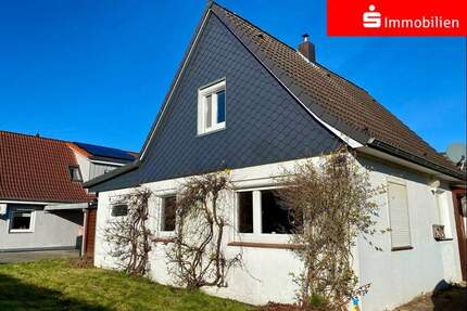 Individueller Grundriss auf großem Grundstück mit ruhiger Lage - Glückstadt