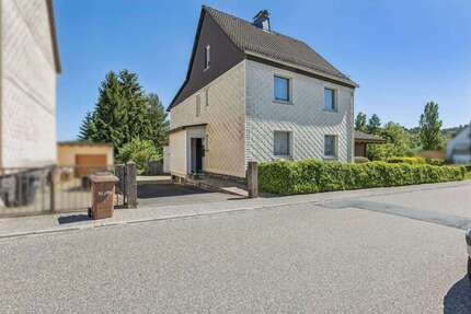 Haus zum Kaufen in Merenberg 289.000,00 € 227 m²