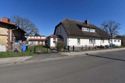 Haus zum Kaufen in Müncheberg 350.000,00 € 345 m²