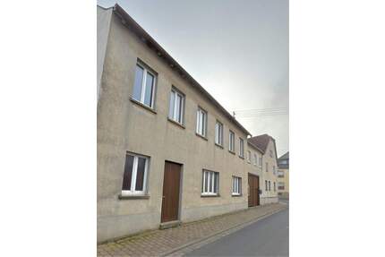 Großzügiges Gebäude mit Entwicklungspotenzial (Wohn- und Gewerbefläche ca. 265 m² + Nutzfläche ca.155 m²) - Zellingen Duttenbrunn