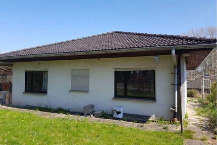 Renovierungsbedürftiger Bungalow mit großem Potenzial- ideal für Handwerker und Eigenheimbauer - Bliedersdorf