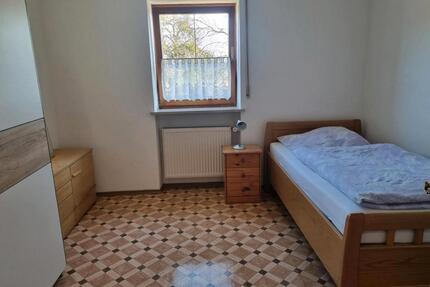 Ein möbliertes Zimmer zu vermieten - Burgkirchen an der Alz