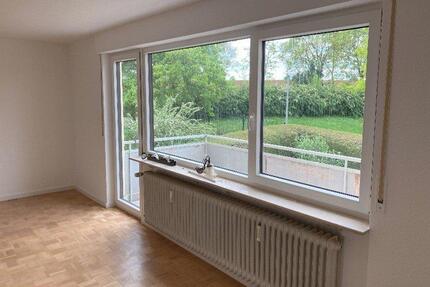 helle 3-Zimmer-Wohnung mit Balkon im Grünen in Stuttgart Birkach