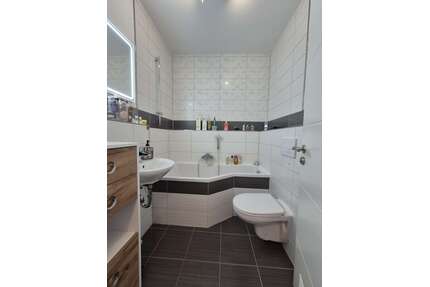 Wohnung zum Kaufen in Dresden 234.200,00 € 74.14 m²