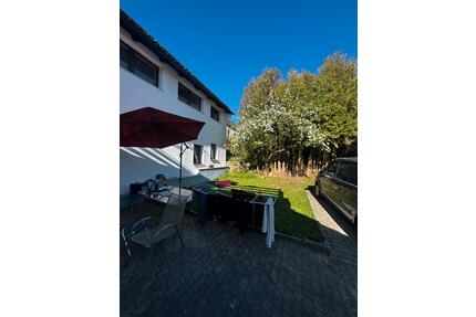 Mietwohnung - 700,00&nbsp;EUR Kaltmiete, ca.&nbsp; 54,00&nbsp;m&sup2; in Neufraunhofen (PLZ: 84181)