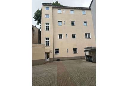Haus zum Kaufen in Duisburg 490.000,00 € 260 m²