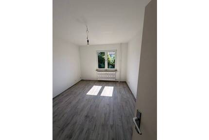 Frisch sanierte Wohnung in Meiderich.. - Duisburg Mittelmeiderich