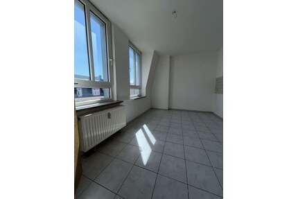 Wohnung zum Mieten in Zwickau 470,00 € 71.55 m²