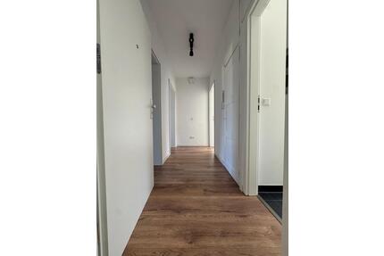 Helle 2-Zimmer Wohnung mit EBK - 775,00&nbsp;EUR Kaltmiete, ca.&nbsp; 56,00&nbsp;m&sup2; in Göppingen (PLZ: 73037) Bruckwasen