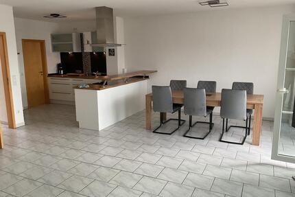 Wohnung mit Wintergarten zum Vermieten - Horgau