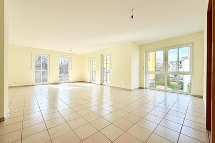 Exklusive 4-Zimmer-Wohnung in Bestlage bei Villa Wahnfried – Hofgartenblick & E-Ladepunkt - Bayreuth City