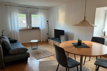 Möblierte Dreizimmerwohnung - 1.100,00&nbsp;EUR Kaltmiete, ca.&nbsp; 65,00&nbsp;m&sup2; in Miltenberg (PLZ: 63897)