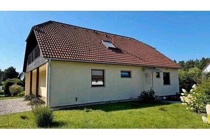 Haus zu verkaufen - 178.000,00&nbsp;EUR Kaufpreis, ca.&nbsp; 159,00&nbsp;m&sup2; in Neupetershain (PLZ: 03103)