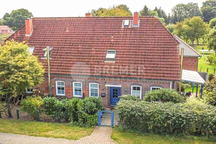 Haus zum Kaufen in Eyendorf 449.000,00 € 270 m²